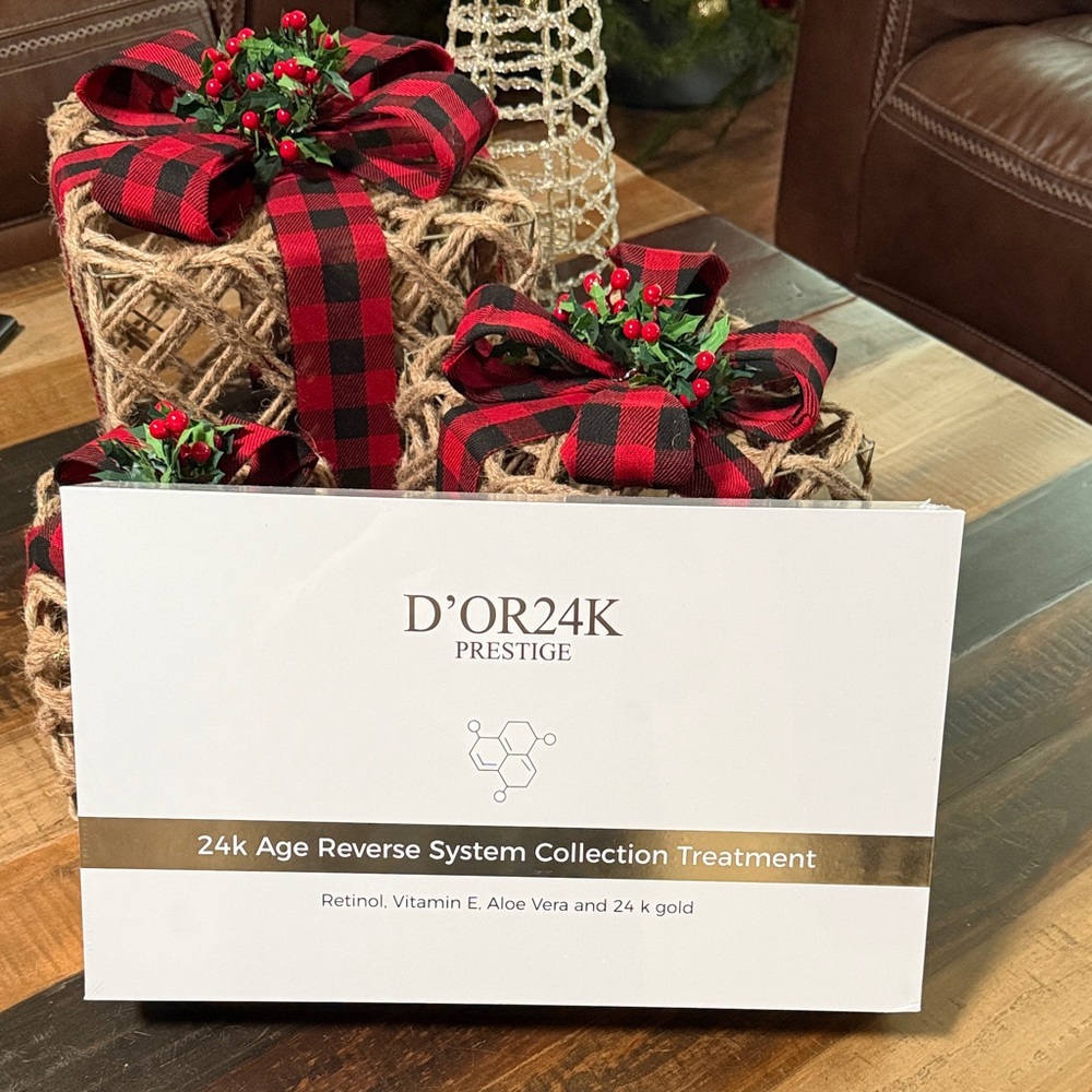 D'Or Skincare Prestige 24k Age Reverse System - White and Gold